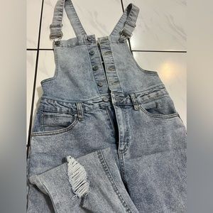 Women Skinny Jeans Overall
Size M Light Wash